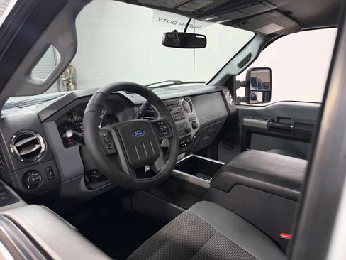 Used 2015 Ford F250 XLT w/ XLT Value Package AWD/4WD image 14