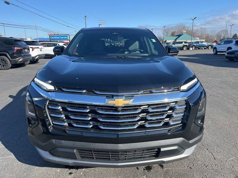 New 2026 Chevrolet Equinox LT w/ Convenience Package II FWD image 11