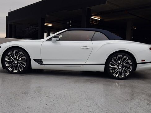 Used 2024 Bentley Continental GT Mulliner image 6