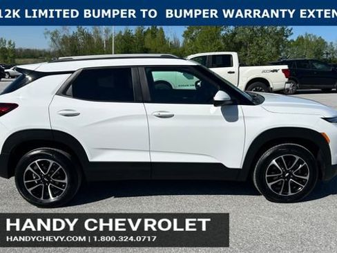 Certified 2025 Chevrolet TrailBlazer LT AWD/4WD image 2