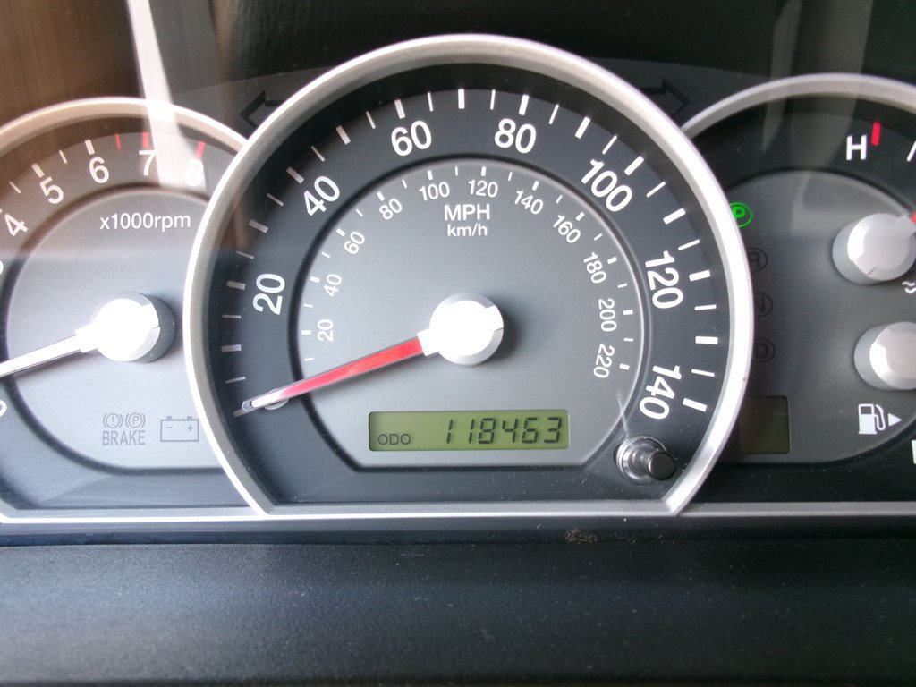Used 2008 Kia Sorento 2WD image 37