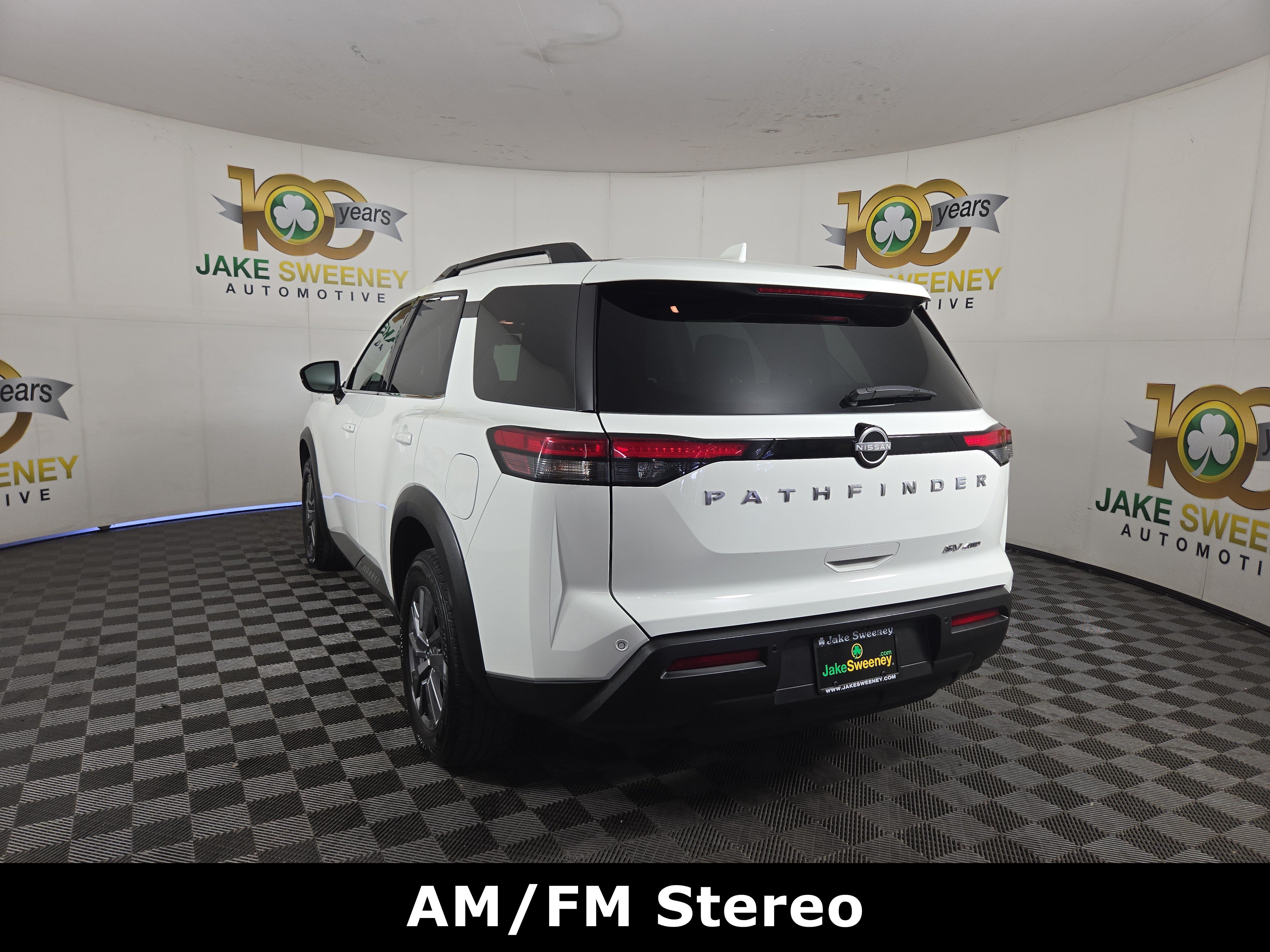 Used 2024 Nissan Pathfinder SV AWD/4WD image 6