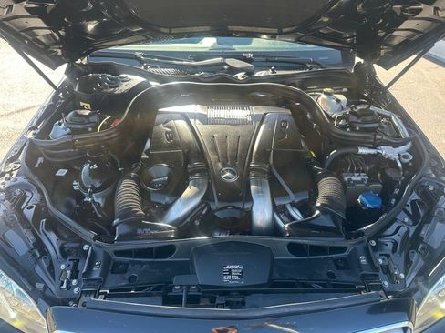 Used 2014 Mercedes-Benz E 550 4MATIC Sedan image 29