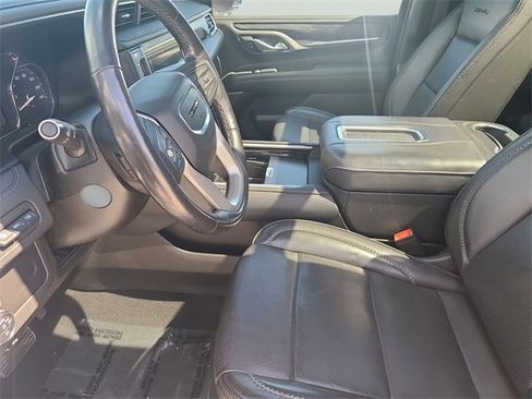 Used 2021 GMC Yukon Denali w/ LPO, Illumination Package image 24