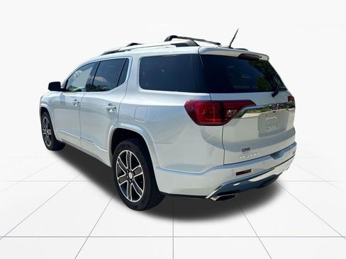 Used 2017 GMC Acadia Denali FWD image 5