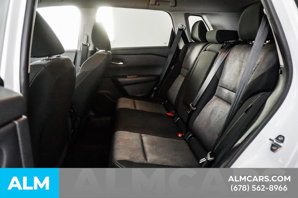 Used 2024 Nissan Rogue SV FWD image 17