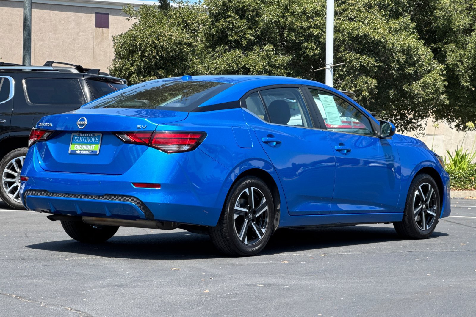 Used 2024 Nissan Sentra SV FWD image 3