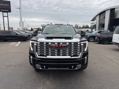 New 2026 GMC Sierra 2500 Denali w/ Denali Reserve Package