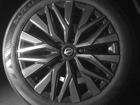 Used 2025 Nissan Altima 2.5 SV image 15