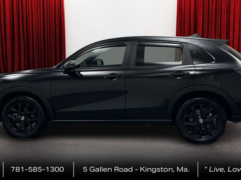 Used 2025 Honda HR-V Sport image 8