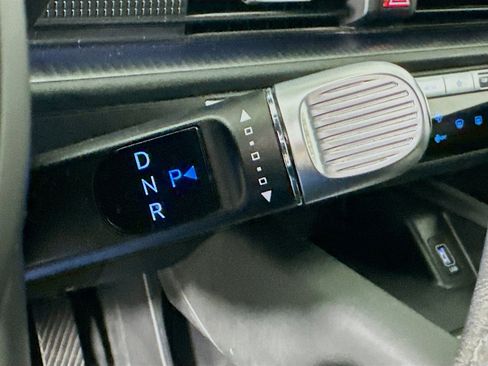 Used 2023 Hyundai Ioniq 6 SE image 25