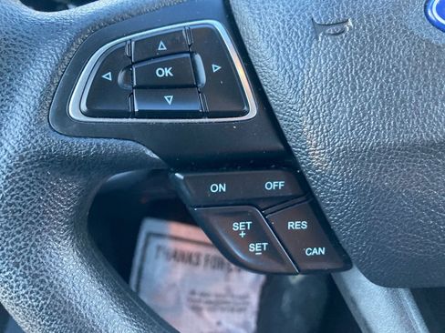 Used 2019 Ford Escape SE image 42