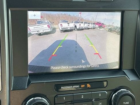 Used 2020 Ford F150 XLT w/ Equipment Group 302A Luxury AWD/4WD image 38