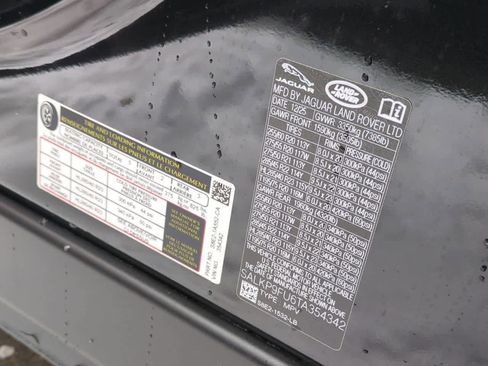 New 2026 Land Rover Range Rover SE image 38