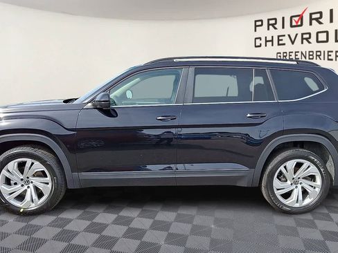Used 2023 Volkswagen Atlas SE w/ Panoramic Sunroof Package AWD/4WD image 5