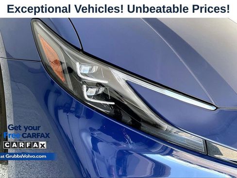 Used 2025 Toyota Camry XLE w/ Premium Plus Package FWD image 37