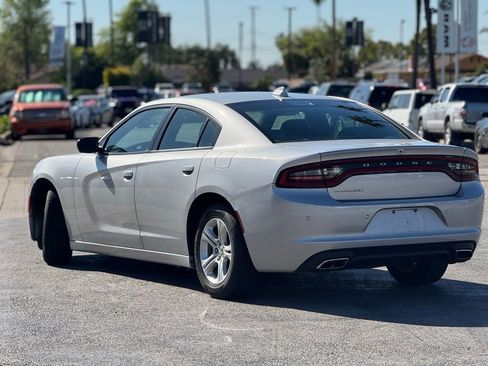 Used 2023 Dodge Charger SXT image 2