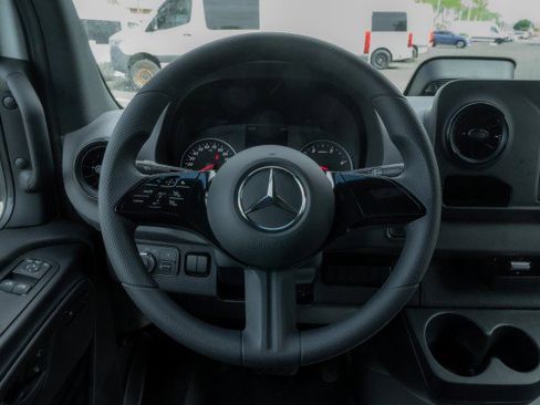 New 2025 Mercedes-Benz Sprinter 2500 image 20