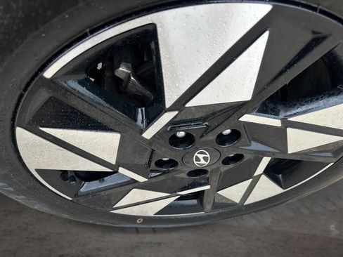 Used 2024 Hyundai Kona SEL w/ Convenience Package FWD image 16