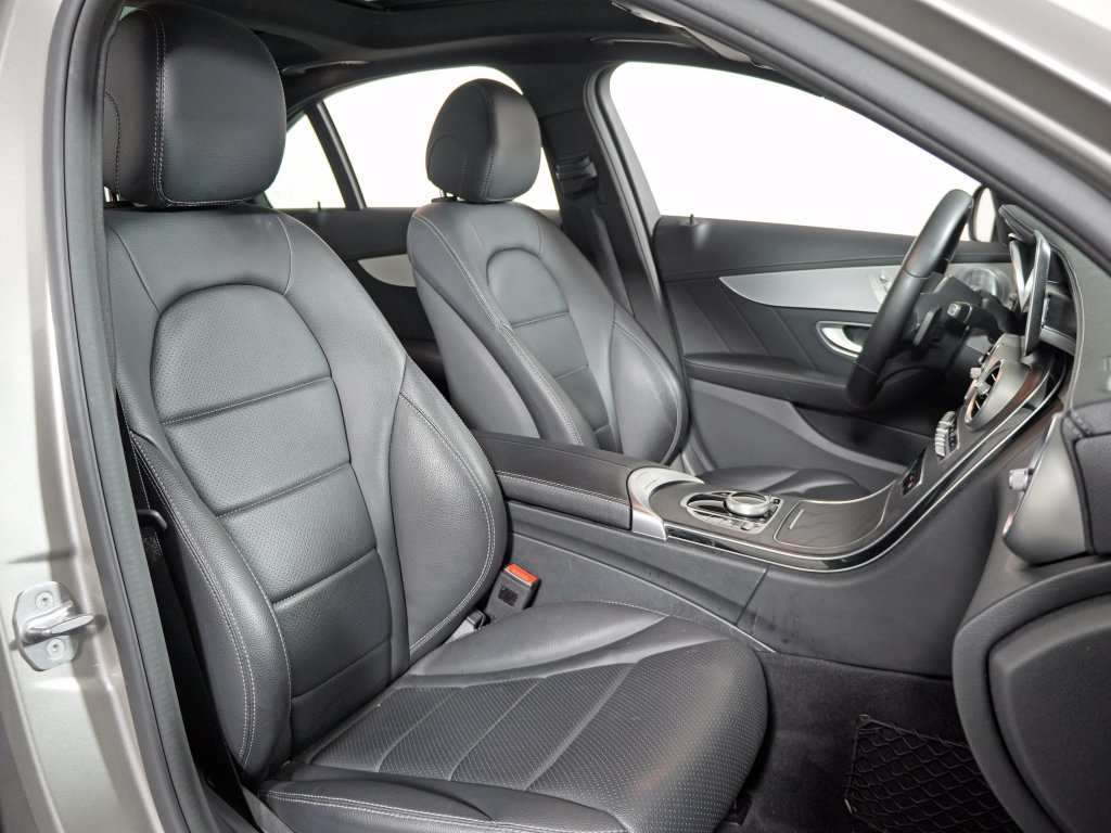 Certified 2020 Mercedes-Benz C 300 4MATIC Sedan image 16