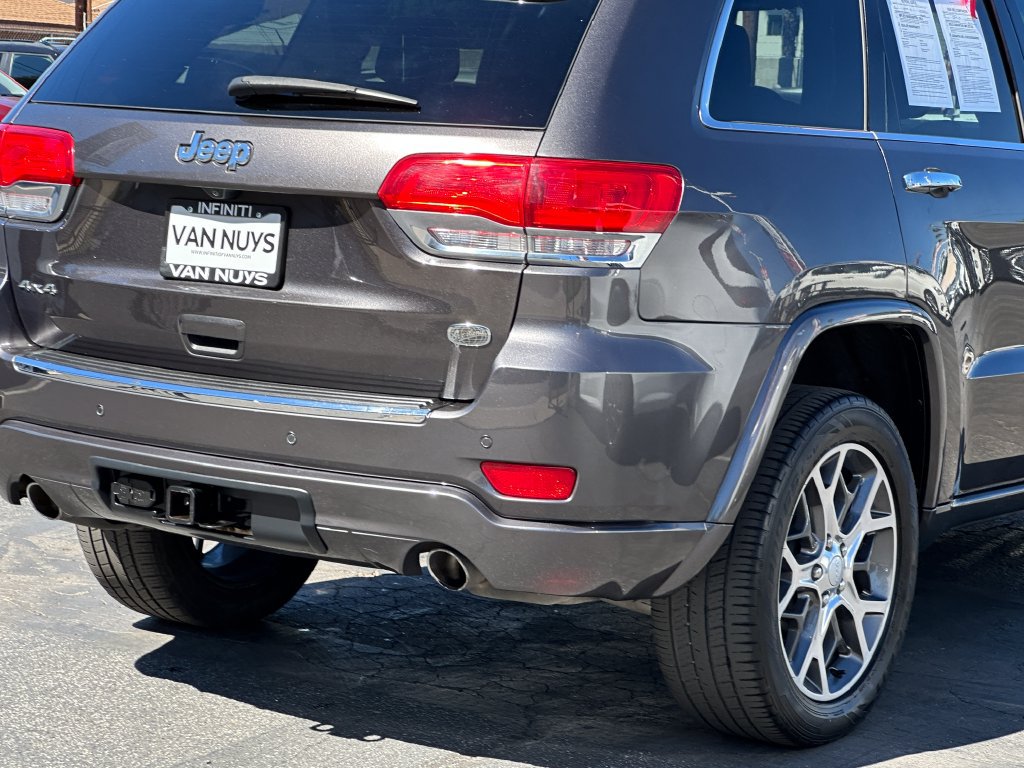 Used 2019 Jeep Grand Cherokee Overland AWD/4WD image 8