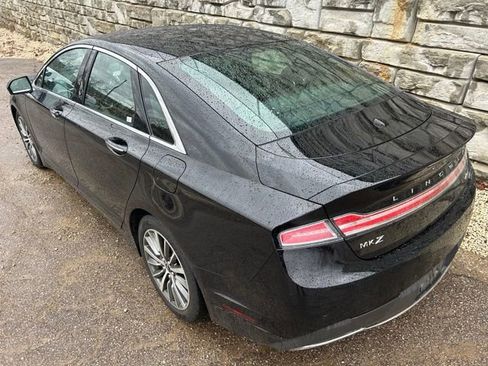 Used 2019 Lincoln MKZ Reserve image 4