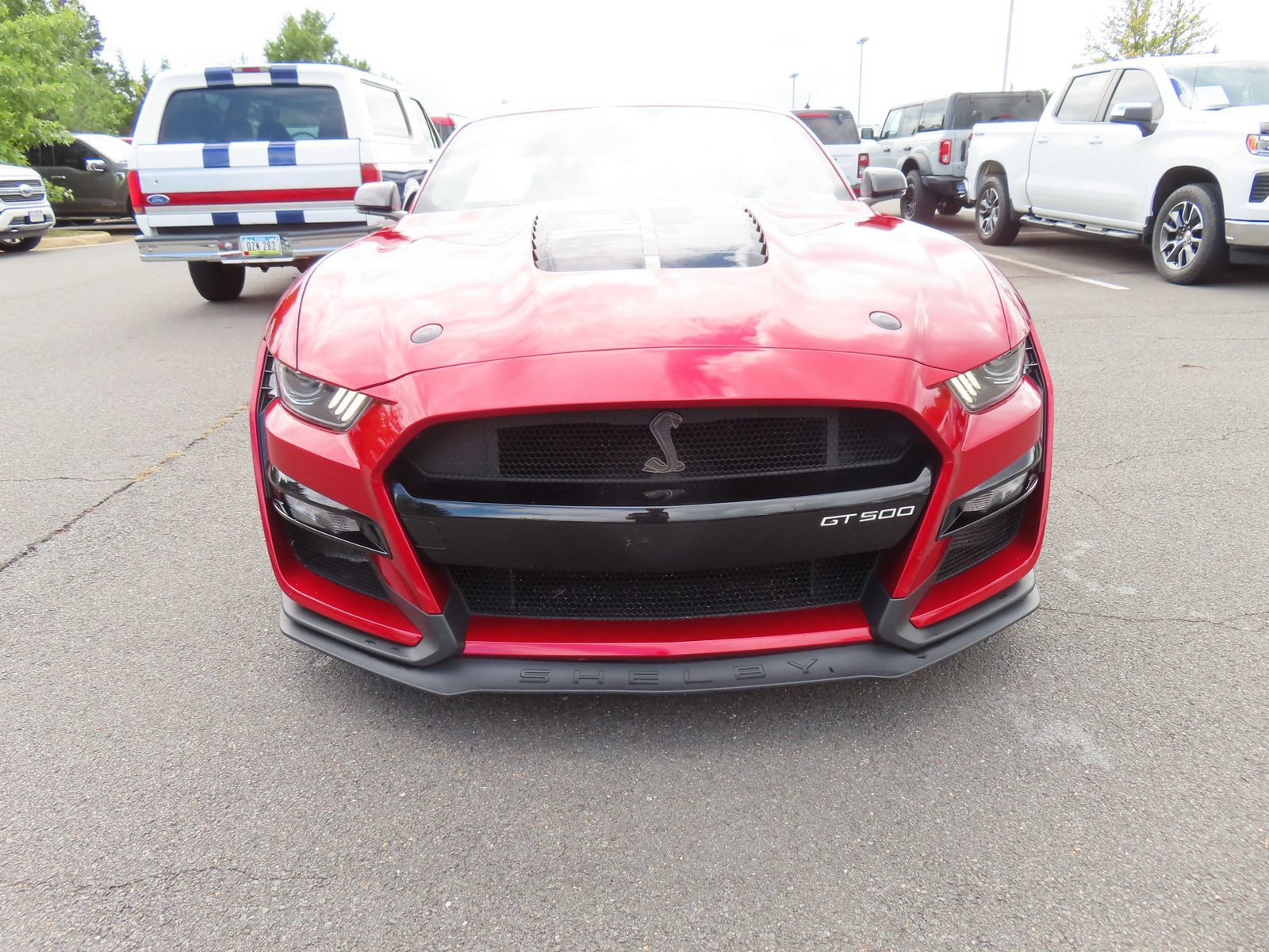 Used 2022 Ford Mustang Shelby GT500 w/ Technology Package RWD image 2