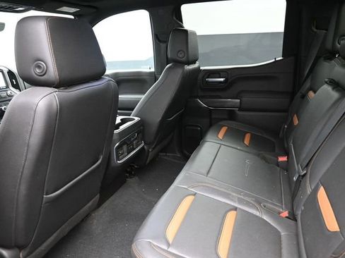 Used 2021 GMC Sierra 1500 AT4 w/ AT4 Premium Package AWD/4WD image 17