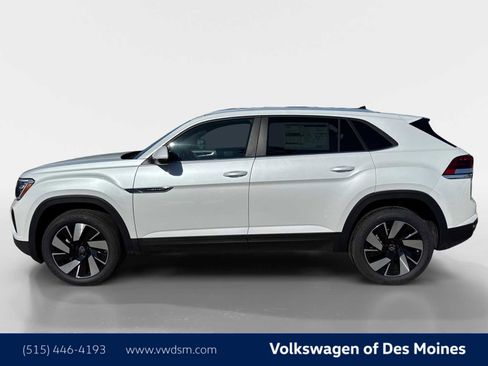 New 2026 Volkswagen Atlas Cross Sport SE image 3