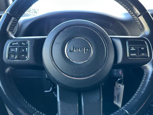 Used 2018 Jeep Wrangler Unlimited Sport S AWD/4WD image 21