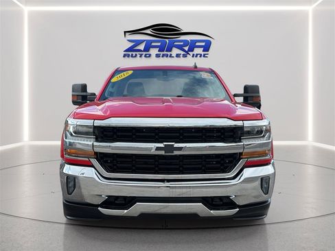 Used 2018 Chevrolet Silverado 1500 LT w/ Max Trailering Package AWD/4WD image 2
