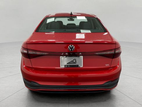 New 2026 Volkswagen Jetta SE image 4