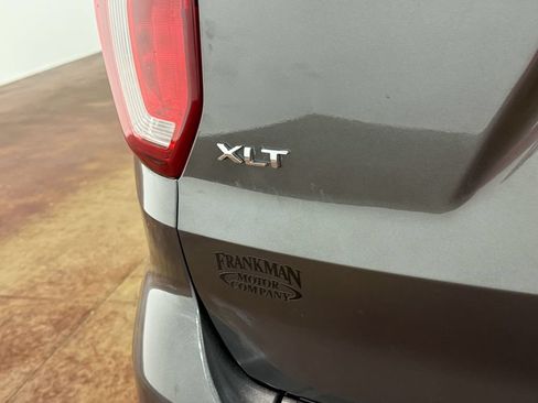 Used 2018 Ford Explorer XLT w/ Equipment Group 202A AWD/4WD image 54