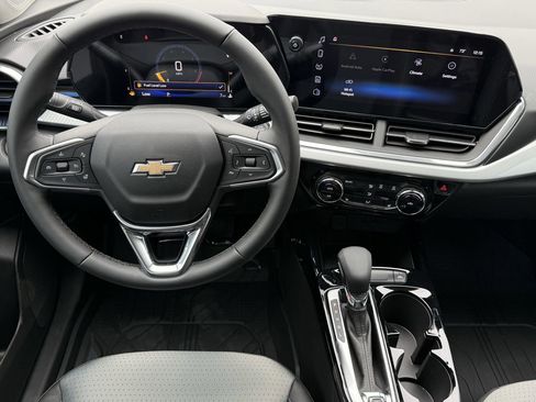 New 2026 Chevrolet Trax LT image 11
