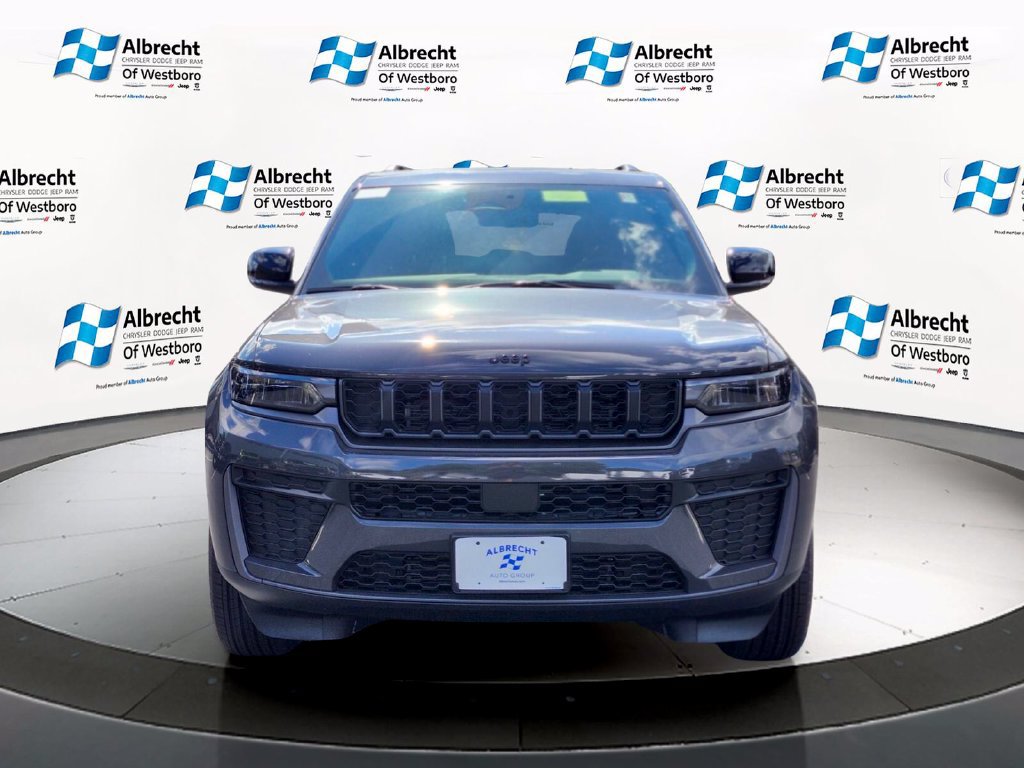 New 2026 Jeep Grand Cherokee Altitude AWD/4WD image 8