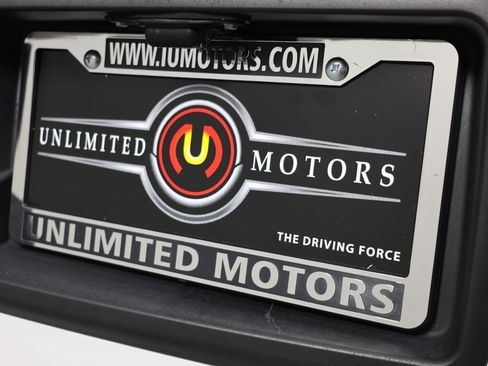 Used 2024 Chevrolet Express 3500 LT w/ LT Preferred Equipment Group RWD image 19