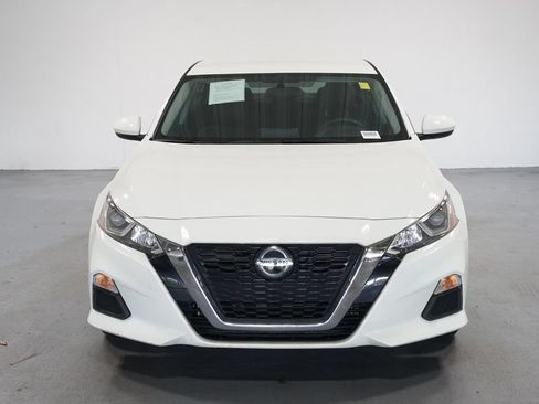 Used 2020 Nissan Altima 2.5 S FWD image 2