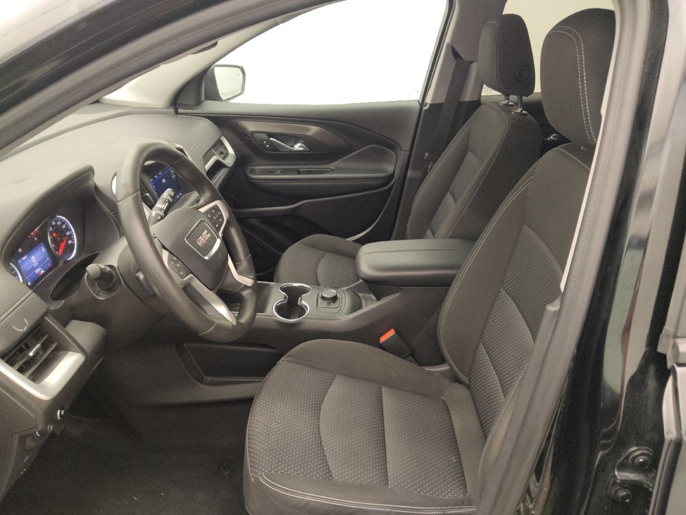 Used 2024 GMC Terrain SLE FWD image 17