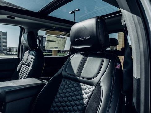 New 2026 Ford F250 Lariat w/ Black Appearance Package image 26