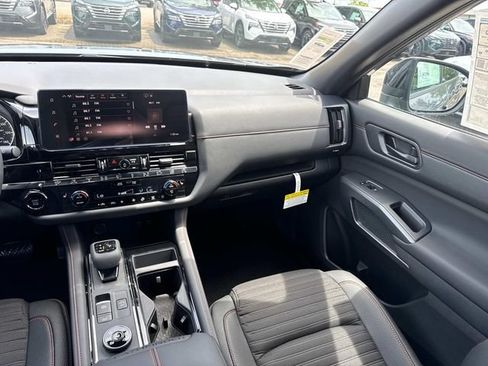 New 2026 Nissan Pathfinder Rock Creek AWD/4WD image 20