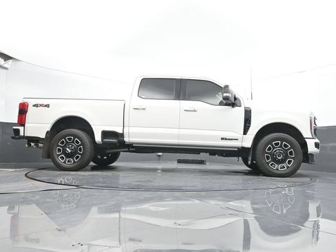 Used 2025 Ford F250 Platinum AWD/4WD image 34
