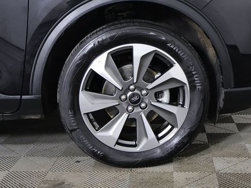 Used 2025 Ford Escape Platinum image 20