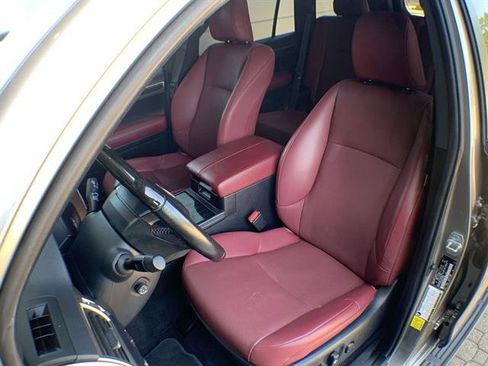 Used 2020 Lexus GX 460 Premium image 11