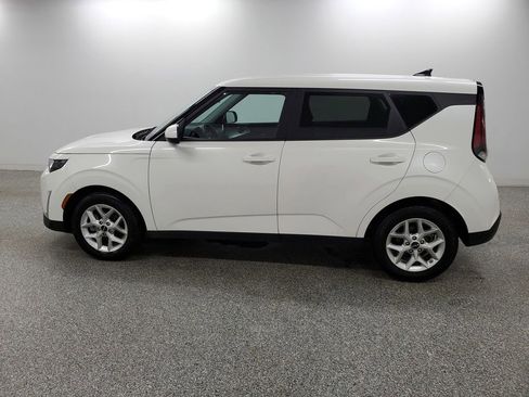 Used 2024 Kia Soul LX w/ Option Group 015 image 7