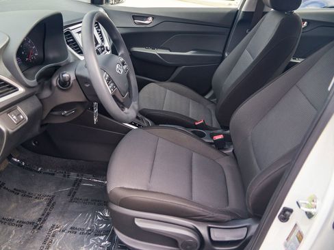 Used 2019 Hyundai Accent SE FWD image 18