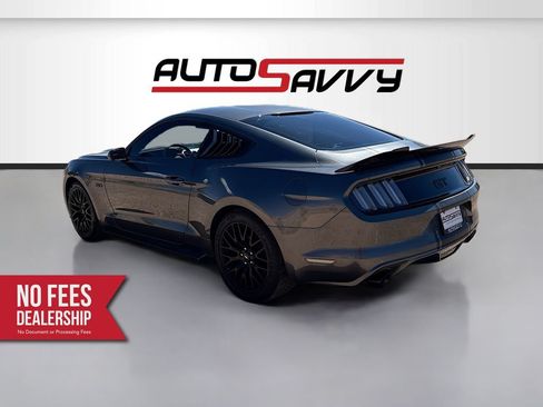 Used 2017 Ford Mustang GT w/ GT Performance Package RWD image 5