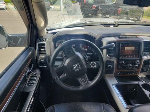 Used 2015 RAM 2500 Laramie w/ Convenience Group AWD/4WD image 11