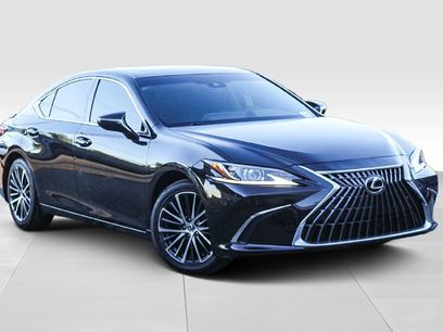 Used 2024 Lexus ES 300h w/ Premium Package