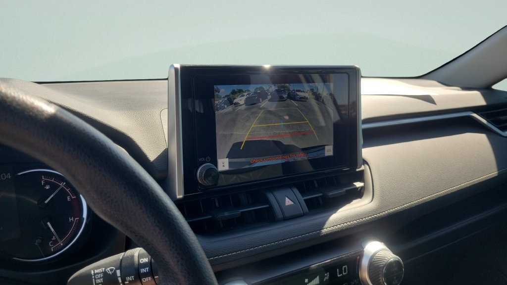 Used 2024 Toyota RAV4 XLE w/ Convenience Package FWD image 15