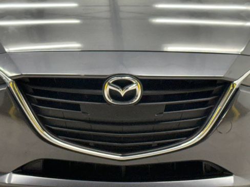 Used 2016 MAZDA MAZDA3 i Grand Touring FWD image 5